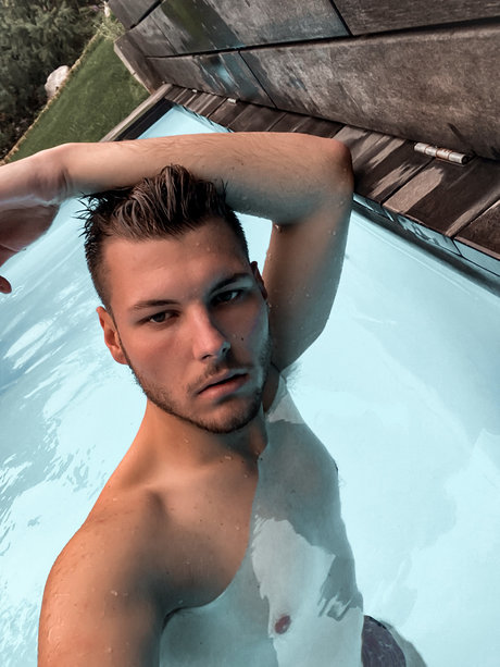 SWEET PERO nude model photos