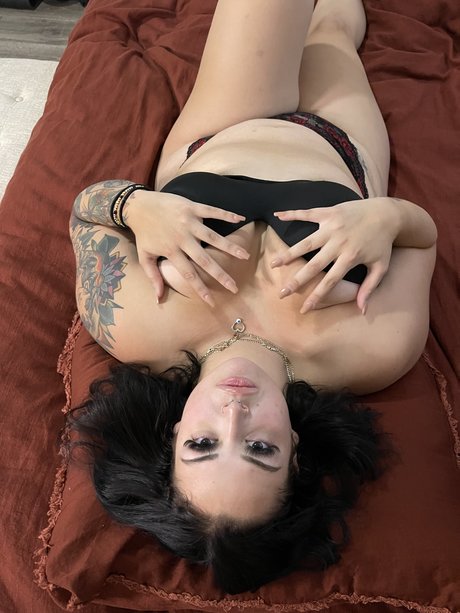 Nirel model porn pic