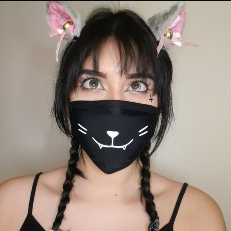 Alyssa VIP_ model adult image