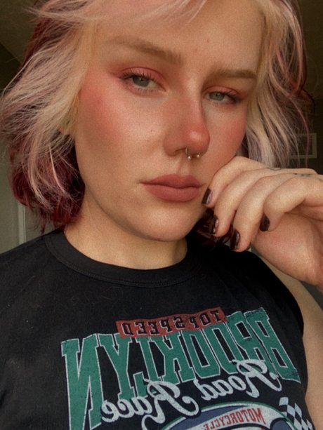 SAYLOR_ star exclusive pictures