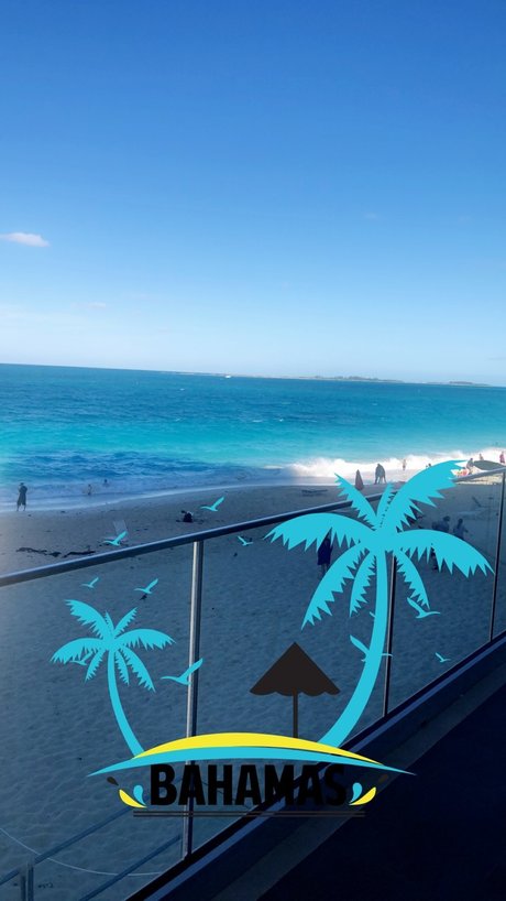 savannareyy sexy model img