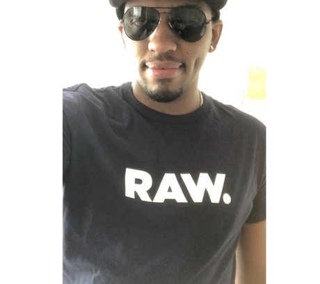 Savage Booty Eater nude model photo