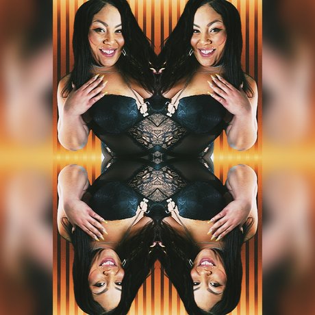 _SaucySophistication_ erotic star gallery