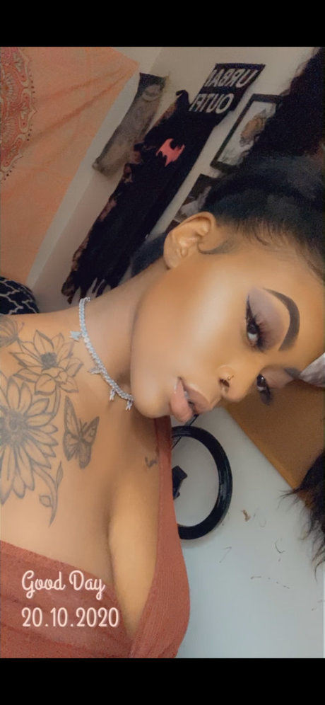 Queen Sauce star nudes images