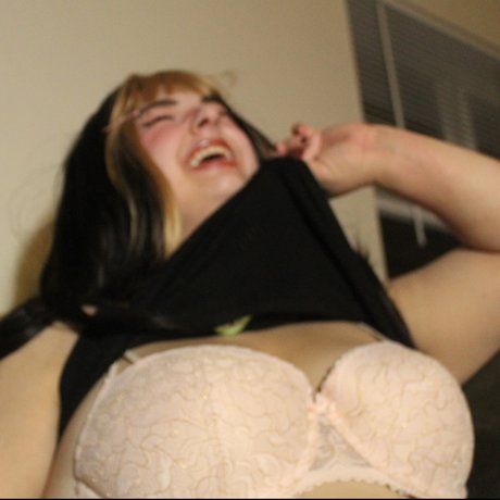 saturn bang naked actress photo