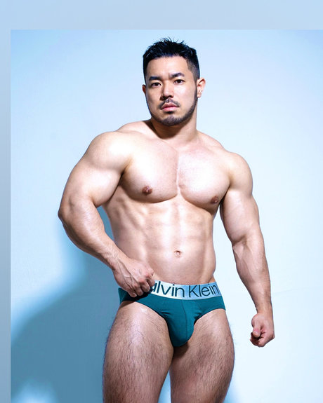 Satoshi erotic actress pictures