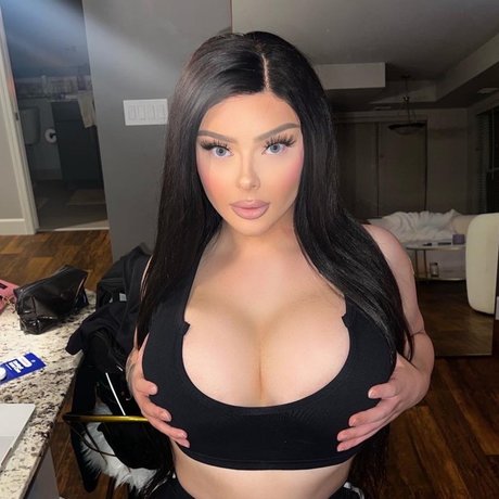 Sativa Shiesty pretty star image