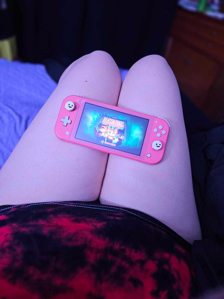 Alice Paige nude pornstar img