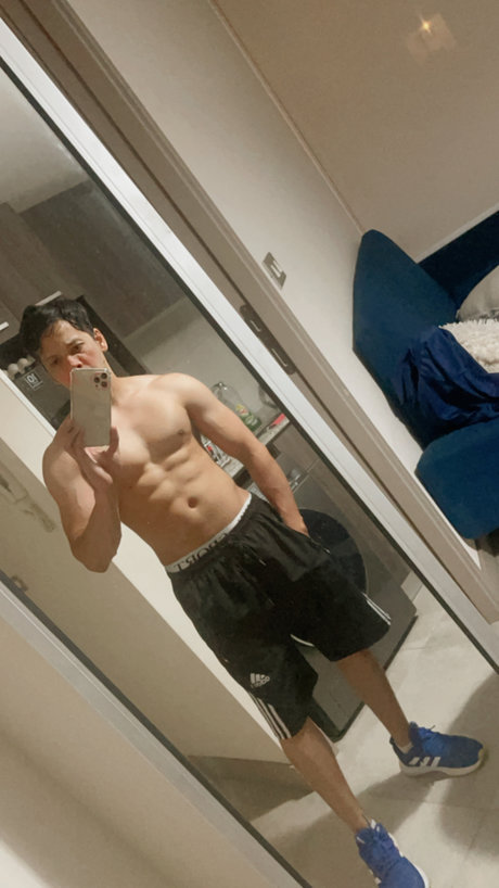 xperezonly naked star picture