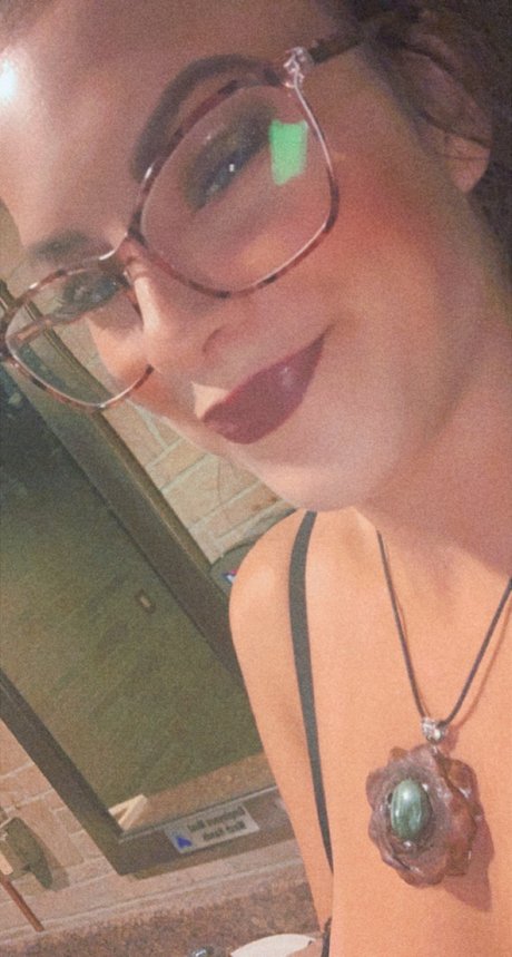 athena erotic star pic