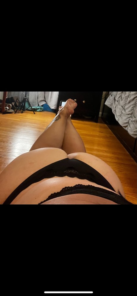 Ms Sinful sexy pornstar pic