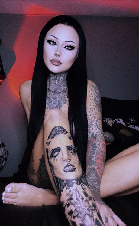 Maddy Mayhem best model images