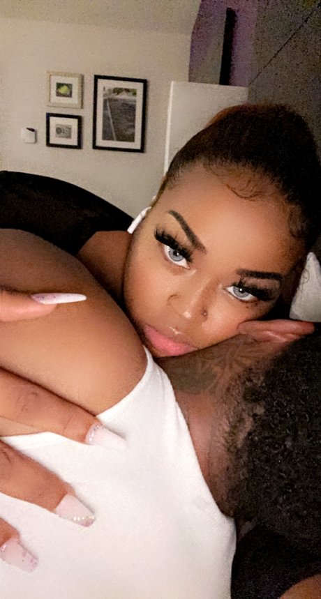 Sincerely Melody pornstar nude photos