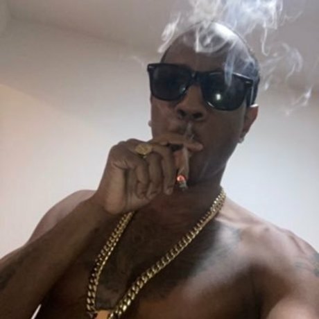 DRuffBandit nudes model archive