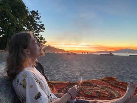 The Wandering Peach model nude archive