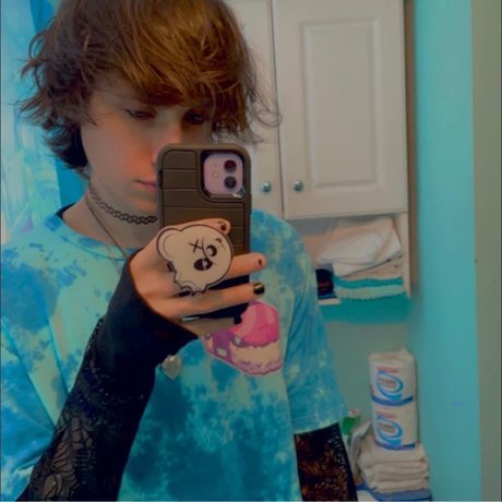 _Sassy Johnny Top 18_ star free galleries