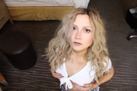 Thotiana Stunnings model nudes pictures