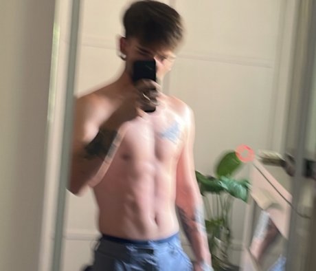 Yantiiito model pretty galleries