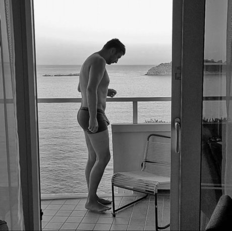 JO FREE star art image