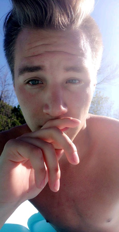 Michael Chapman star nudes photos