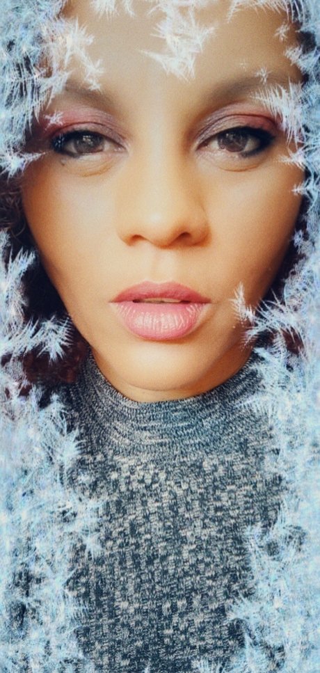 LovOrora porn star gallery