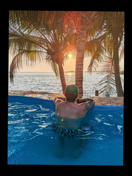 Yisus Mon art pornstar photos