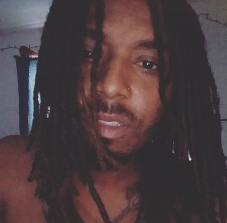 King Conn adult model gallery