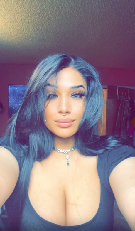 Yaya royalz_ nudes actress image