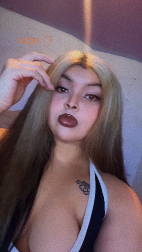 _bby model nice picture