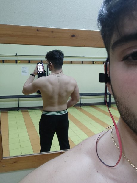 Enrico Buetto exclusive model images