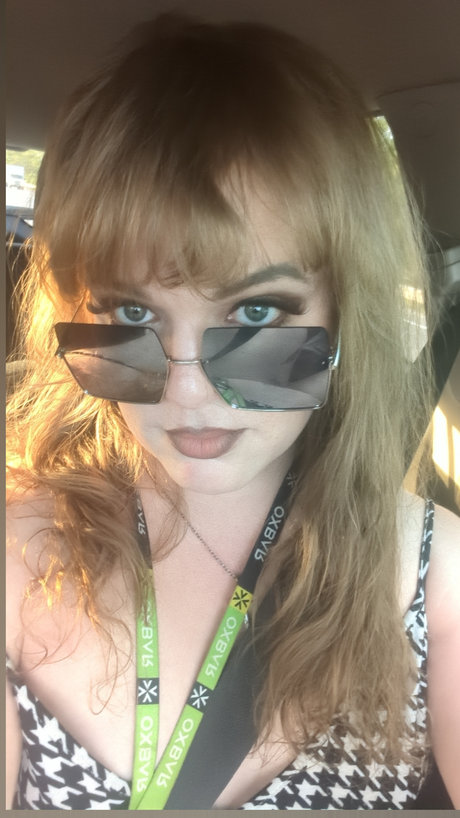 TS Taylor Dean star pretty pictures