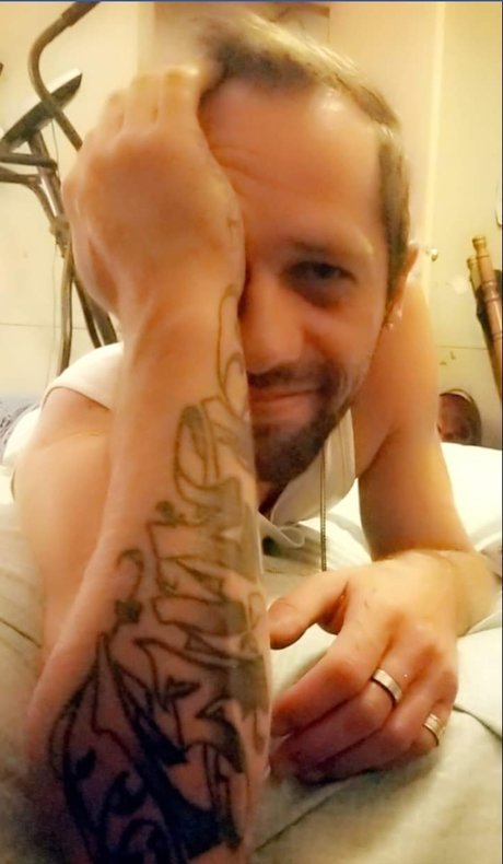 T Bone erotic model pics