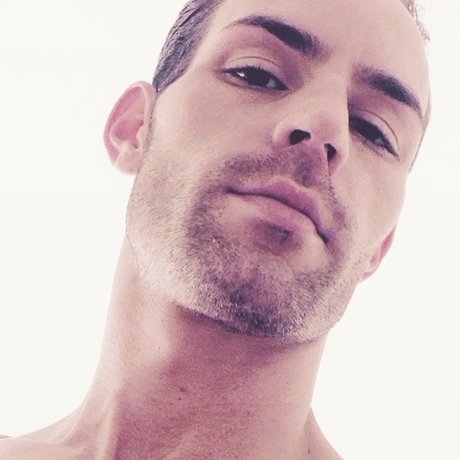 Nathan Steele pornstar naked picture