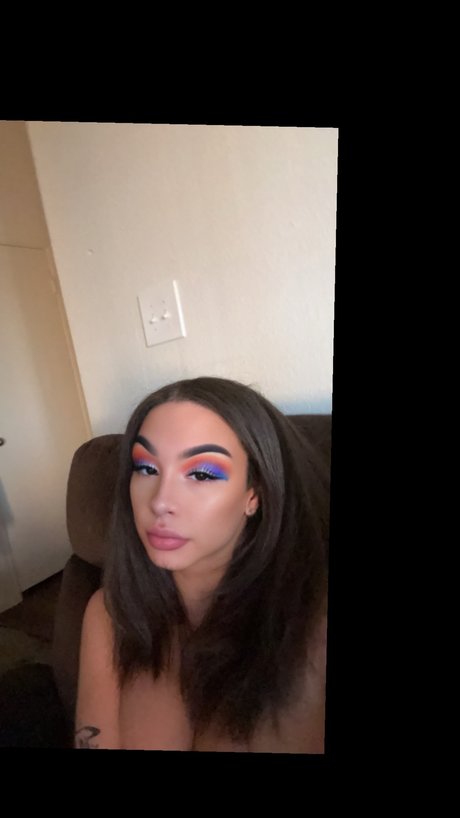 Joelle Mackenzie nice pornstar image