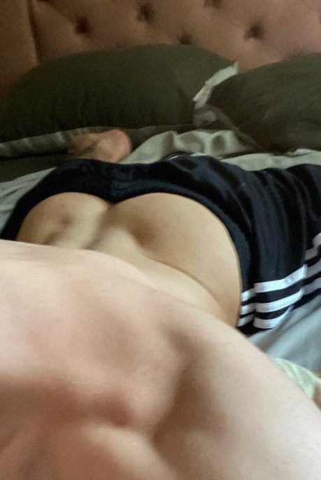 Damelio naked model photos