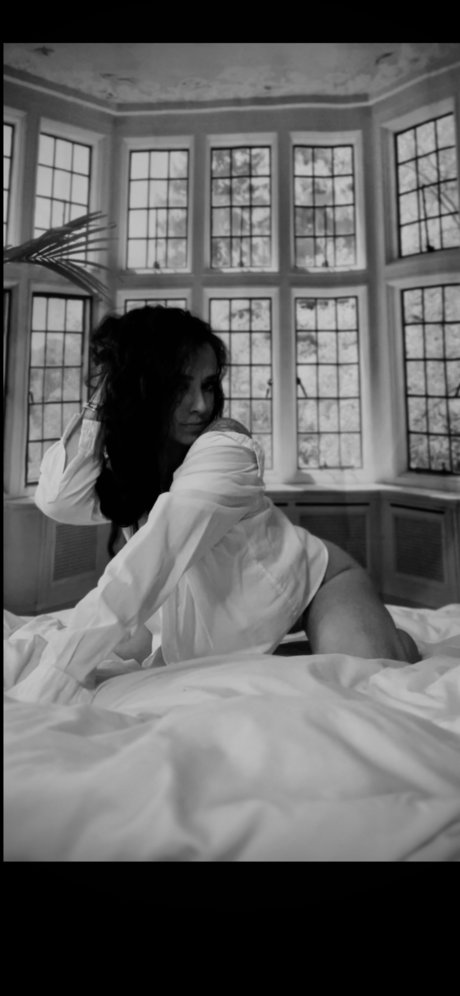 Goddess Allyy_ star top photos