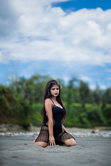 Tamara Le n naked model archive