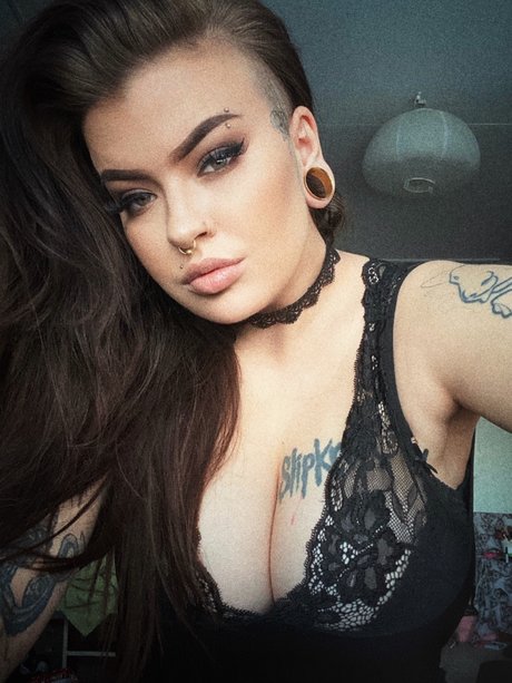 simona top model photo