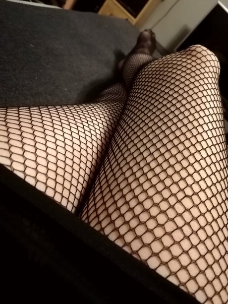 YoursMoni perfect pornstar photos