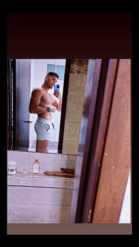 Elias nude actress pic