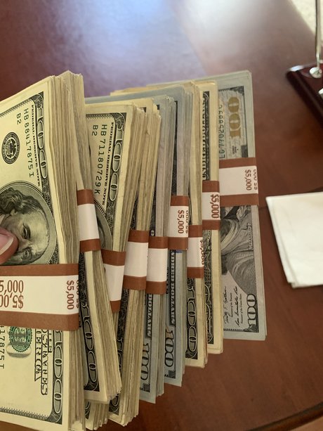 Yung profit model high quality photos