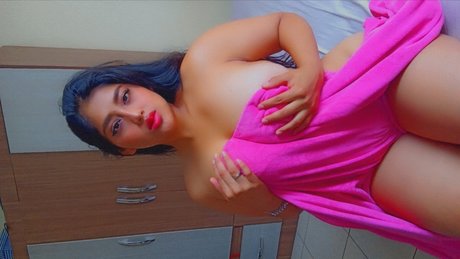 110219_ xxx star image