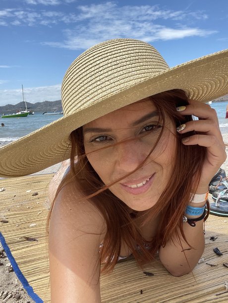 Elizabeth Molina pornstar naked photos