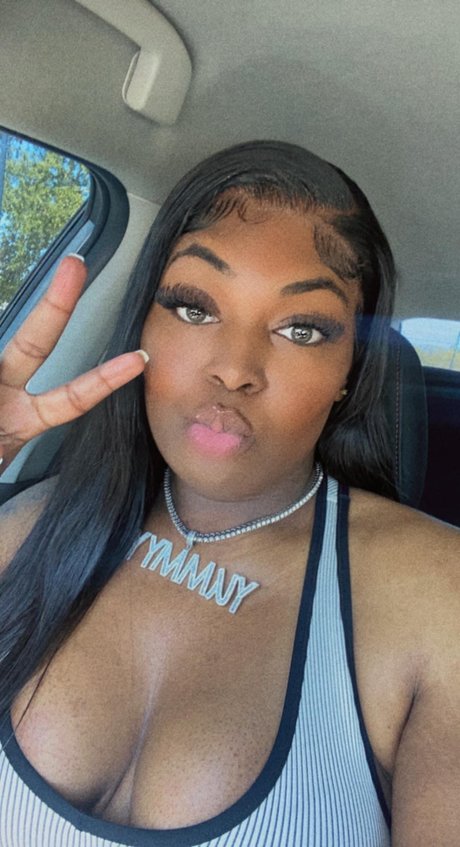 MZ YUMMYYY star sex picture