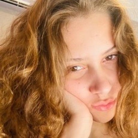 Hanie kristine top star photos