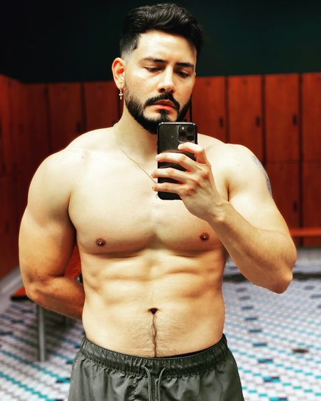 Richie Valentine perfect pornstar picture