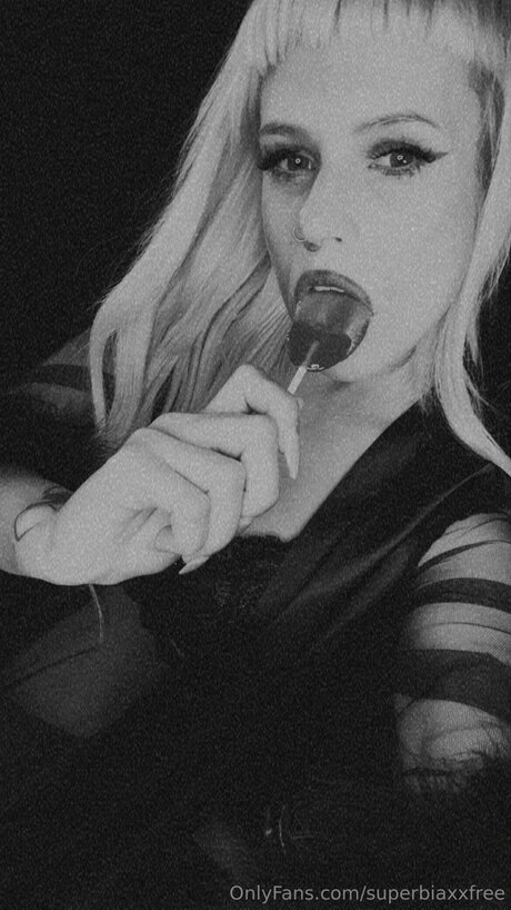 Superbia erotic model photos