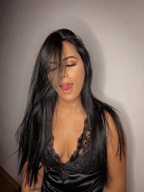 trs lola model pornographic pics