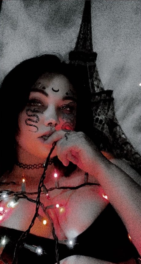 illumiNNAUGHTTY sexy star gallery