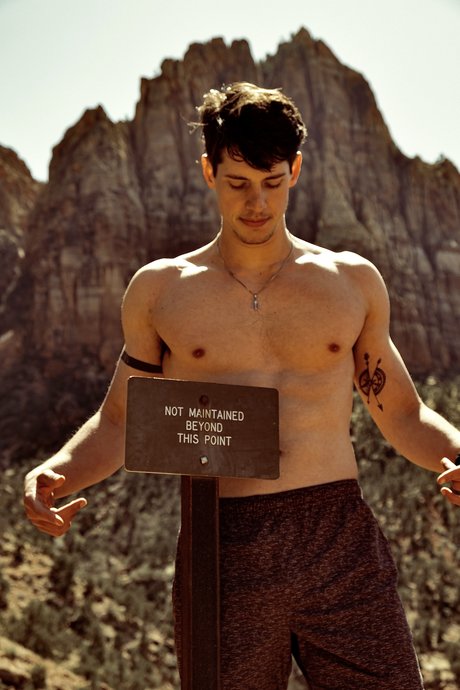 Hunter Cone erotic model archive